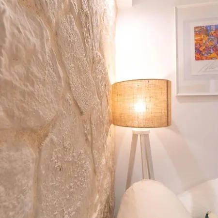 Magic Design Apartment