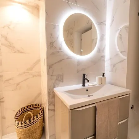Magic Design Apartment *